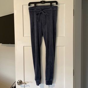 American Eagle velour pants size medium